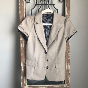 Maurice’s.  Short sleeve Blazer/jacket.  Beige.  Size Medium.